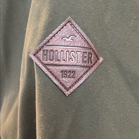 Hollister Olive Parka with Faux Fur Trim - Picture 9 of 13
